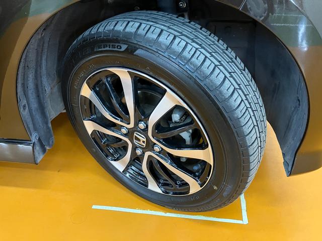 Ｎ−ＢＯＸカスタムＧ・Ｌホンダセンシング衝突被害軽減ブレーキシステム　ドラレコ　Ｂカメラ　ステアリングスイッチ　クルーズコントロール　ＵＳＢ接続端子　ＥＴＣ　両側オートスライドドア　Ｐスタート　レーンアシスト　キーフリー（神奈川県）の中古車