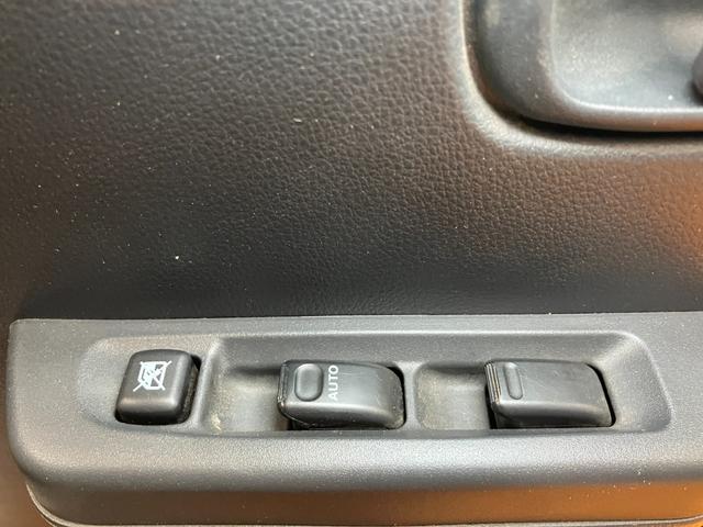 ピクシストラックエクストラ4WD 三方開 荷台作業灯 ゴムマット オーディオ エアコン パワーステアリング 光軸調整ダイヤル パワーウインドウ キーレス(神奈川県)の中古車