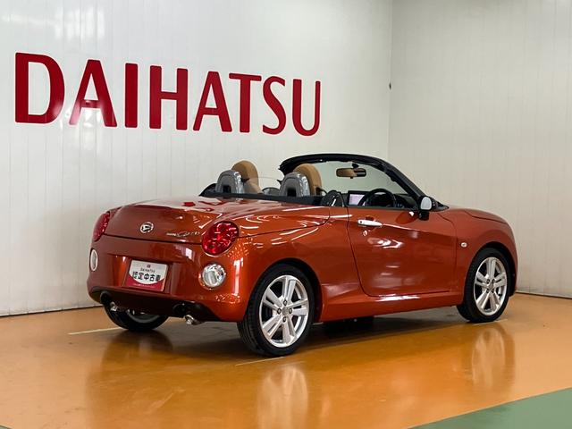 コペンセロオープンカー　二人乗　アクティブトップ　Ｐスタート　シートヒーター　ステアリングスイッチ　ＥＴＣ　エコアイドル　スポーツシート　キーフリー（神奈川県）の中古車