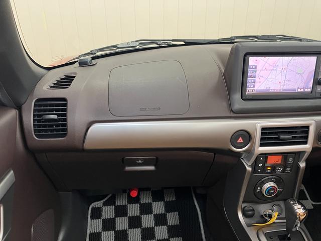 コペンセロオープンカー　二人乗　アクティブトップ　Ｐスタート　シートヒーター　ステアリングスイッチ　ＥＴＣ　エコアイドル　スポーツシート　キーフリー（神奈川県）の中古車