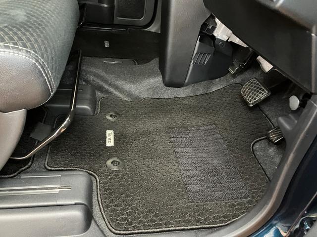 タントカスタムＲＳスタイルセレクションサポカーＳワイド適合　ミラクルオープンドア　両側オートスライドドア　パノラマモニター対応　ミラクルウォークスルー　全車速追従機能付ＡＣＣ　ステアリングスイッチ　シートヒーター　キーフリー（神奈川県）の中古車