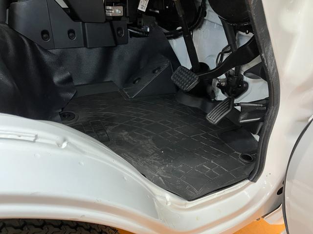 ハイゼットトラックＥＸＴ　Ｐスタート　ナビ　ＥＴＣ　コーナーセンサー　電格サポカーＳワイド適合　三方開　荷台作業灯　Ｐスタート　アイドリングストップ　コーナーセンサー　ナビ　エアコン　ＥＴＣ　電動格納ミラー　パワーウインドウ　キーフリー（神奈川県）の中古車