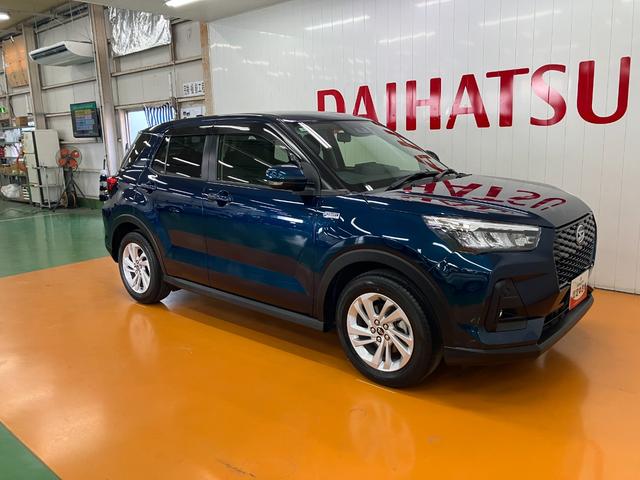 ロッキーＸ　ＨＥＶ　ハイブリッド　電動パーキングブレーキサポカーＳワイド適合　ドラレコ　ハイブリッド車　パノラマモニター対応　電動パーキングブレーキ　ＵＳＢ接続端子　ステアリングスイッチ　　シートヒーター　Ｓ−ペダル　コーナーセンサー　キーフリー（神奈川県）の中古車