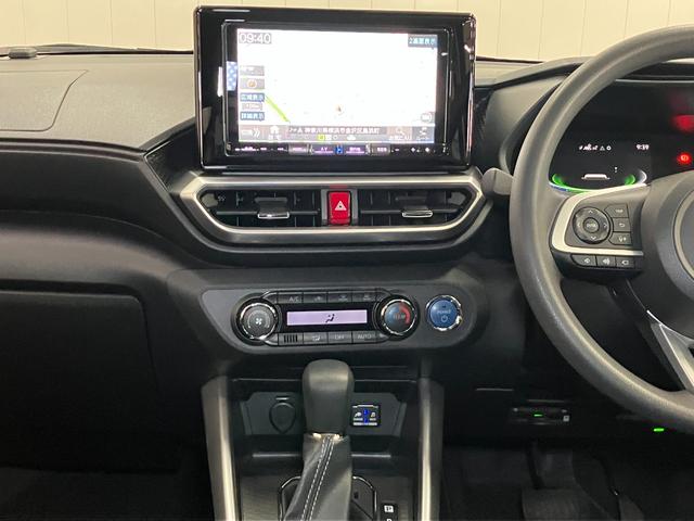 ロッキーＸ　ＨＥＶ　ハイブリッド　電動パーキングブレーキサポカーＳワイド適合　ドラレコ　ハイブリッド車　パノラマモニター対応　電動パーキングブレーキ　ＵＳＢ接続端子　ステアリングスイッチ　　シートヒーター　Ｓ−ペダル　コーナーセンサー　キーフリー（神奈川県）の中古車