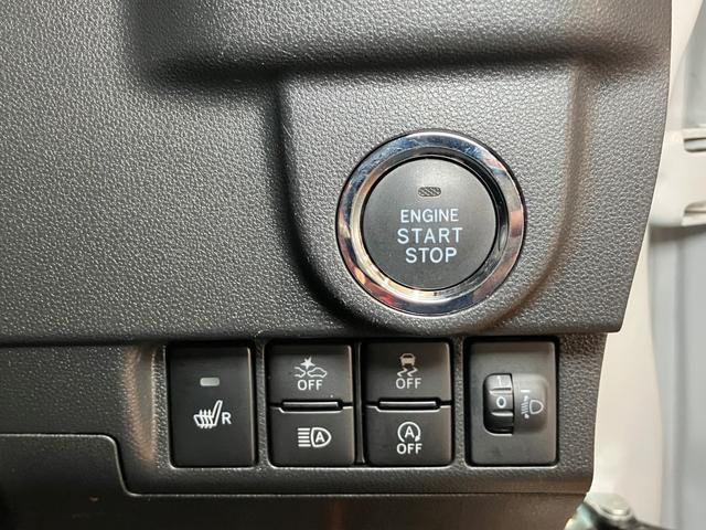 ムーヴカスタム　ＲＳ　ハイパーリミテッドＳＡIII　ＥＴＣ　ナビサポカーＳワイド適合　オートエアコン　フォグランプ　ステアリングスイッチ　Ｐスタート　運転席シートヒーター　アイドリングストップ　パノラマモニター対応　電動格納ミラー　オートハイビーム　キーフリー（神奈川県）の中古車