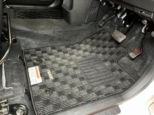 ムーヴカスタム　ＲＳ　ハイパーリミテッドＳＡIII　ＥＴＣ　ナビサポカーＳワイド適合　オートエアコン　フォグランプ　ステアリングスイッチ　Ｐスタート　運転席シートヒーター　アイドリングストップ　パノラマモニター対応　電動格納ミラー　オートハイビーム　キーフリー（神奈川県）の中古車