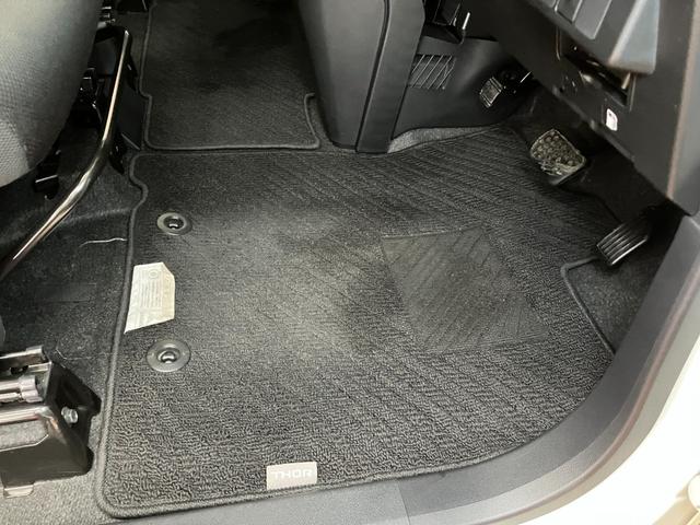 トールカスタムＧ　ターボ　ＳＡIII　パノラマモニター対応サポカーＳワイド適合　パノラマモニター対応　クルーズコントロール　両側オートスライドドア　ＵＳＢ接続端子　Ｐスタート　オートハイビーム　コーナーセンサー　ＥＴＣ　キーフリー（神奈川県）の中古車