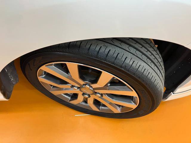 トールカスタムＧ　ターボ　ＳＡIII　パノラマモニター対応サポカーＳワイド適合　パノラマモニター対応　クルーズコントロール　両側オートスライドドア　ＵＳＢ接続端子　Ｐスタート　オートハイビーム　コーナーセンサー　ＥＴＣ　キーフリー（神奈川県）の中古車