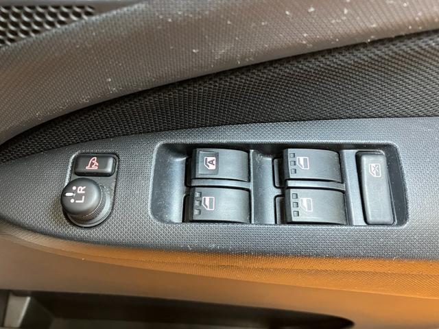 ムーヴカスタム　ＲＳＭＯＭＯ製ステアリングホイール　オートエアコン　ナビ　Ｐスタート　エコアイドル　電動格納ミラー　パワーウインドウ　キーフリー（神奈川県）の中古車