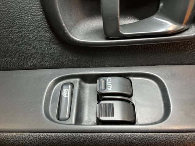 ハイゼットカーゴデラックスＳＡIIIサポカーＳワイド適合　ドラレコ　両側スライドドア　ナビ　エアコン　ＵＳＢ接続端子　ＥＴＣ　アイドリングストップ　オートハイビーム　横滑り防止機能　誤発進抑制機能　キーレス（神奈川県）の中古車