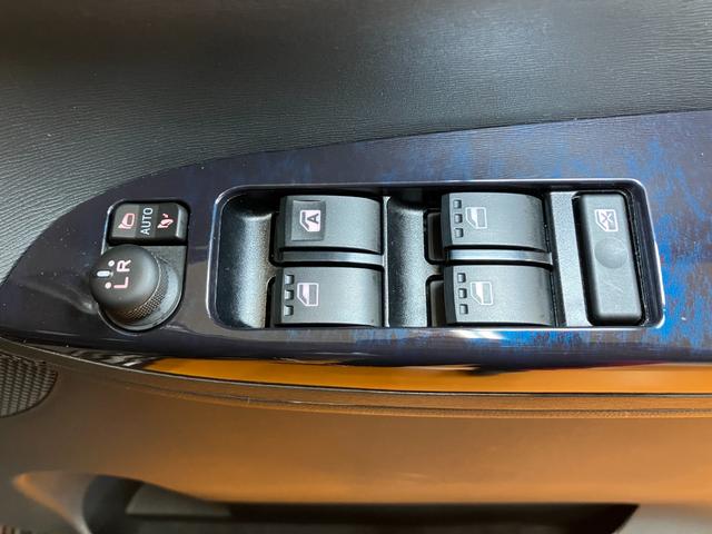 タントカスタムＲＳ　トップエディションＳＡIIIサポカーＳワイド適合　ドラレコ　ミラクルオープンドア　両側オートスライドドア　Ｂカメラ　ＵＳＢ接続端子　ステアリングスイッチ　Ｐスタート　運転席シートヒーター　ＥＴＣ　キーフリー（神奈川県）の中古車