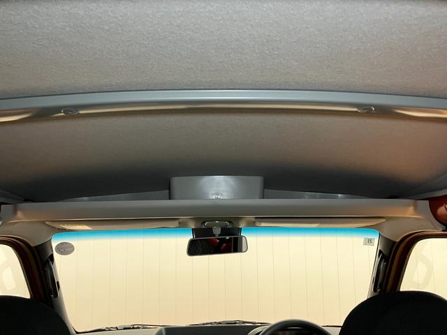 ハイゼットカーゴＤＸサポカーＳワイド適合　ラジオ　エアコン　アクセサリーソケット　コーナーセンサー　アイドリングストップ　光軸調整ダイヤル　横滑り防止機能　誤発進抑制機能　パワーウインドウ　キーレス（神奈川県）の中古車