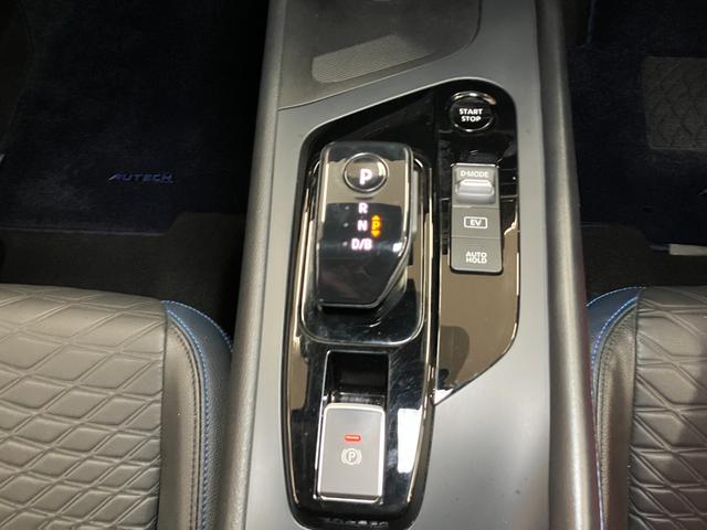 ノートＸ　純正ナビ　ＵＳＢ接続端子　ワイヤレス充電器衝突被害軽減ブレーキシステム　ドラレコ　全周囲カメラ　ステアリングスイッチ　ＵＳＢ接続端子　ワイヤレス充電器　電動パーキングブレーキ　ＳＯＳスイッチ　デジタルインナーミラー　ＥＴＣ　キーフリー（神奈川県）の中古車