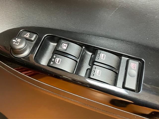 タントカスタムＲＳ　トップエディションＳＡ　ナビ　ＥＴＣ　Ｂカメラミラクルオープンドア　ナビ　ＥＴＣ　Ｂカメラ　両側オートスライドドア　Ｐスタート　ステアリングスイッチ　アイドリングストップ　横滑り防止機能　アルミホイール　キーフリー（神奈川県）の中古車