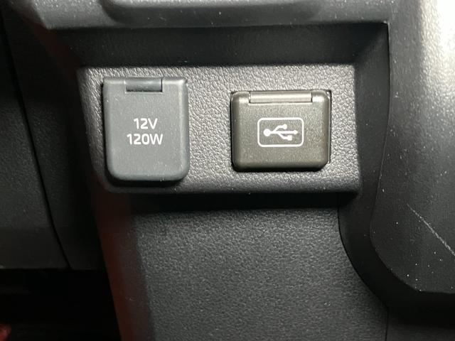 ハイゼットカーゴＤＸ　ナビ　ドラレコ　ＥＴＣ　Ｂカメラ　コーナーセンサーサポカーＳワイド適合　ナビ　ドラレコ　ＥＴＣ　エアコン　Ｂカメラ　ＵＳＢ接続端子　コーナーセンサー　アイドリングストップ　光軸調整ダイヤル　横滑り防止機能　誤発進抑制機能　パワーウインドウ　キーレス（神奈川県）の中古車