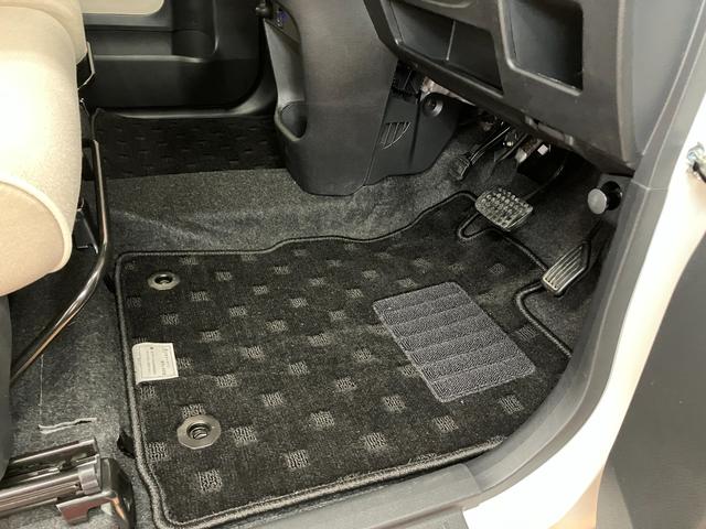 ムーヴキャンバスＧメイクアップリミテッド　ＳＡIII　ナビ　パノラマモニターサポカーＳワイド適合　Ｂカメラ　ナビ　ＥＴＣ　ＵＳＢ接続端子　ステアリングスイッチ　パノラマモニター対応　両側オートスライドドア　アイドリングストップ　Ｐスタート　キーフリー（神奈川県）の中古車