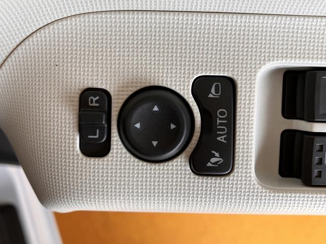 ムーヴキャンバスストライプスGサポカーSワイド適合 パノラマモニター対応 USB接続端子 電動パーキングブレーキ シートヒーター 両側オートスライドドア Pスタート ステアリングスイッチ キーフリー(神奈川県)の中古車