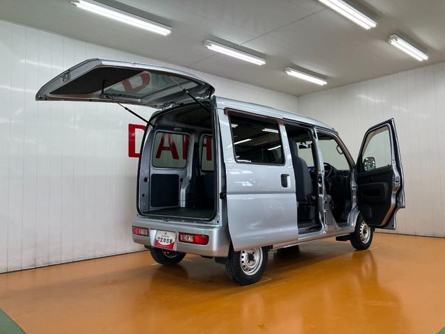 ハイゼットカーゴＤＸ　ナビ　エアコン　ＥＴＣ　パワーウィンドウナビ　エアコン　アクセサリーソケット　光軸調整ダイヤル　パワーウインドウ　キーレス（神奈川県）の中古車