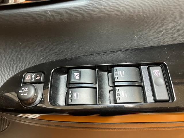 タントカスタムＸ　ミラクルオープンドア　シートヒーターミラクルオープンドア　片側オートスライドドア　Ｐスタート　シートヒーター　電動格納ミラー　パワーウィンドウ　アルミホイール　アイドリングストップ　横滑り防止機能　キーフリー（神奈川県）の中古車