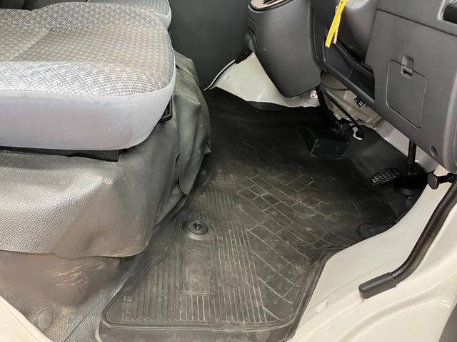 ハイゼットカーゴスペシャル両側スライドドア　ラジオ　エアコン　パワーステアリング（神奈川県）の中古車