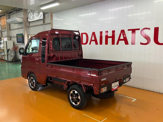 ハイゼットトラックジャンボエクストラ４ＷＤ　サポカーＳワイド適合　三方開　ゴムマット　Ｂカメラ　ＣＶＴ　エアコン　ディスプレイオーディオ　ＵＳＢ接続端子　ＥＴＣ　Ｐスタート　コーナーセンサー　荷台作業灯　電動格納ミラー　キーフリー（神奈川県）の中古車