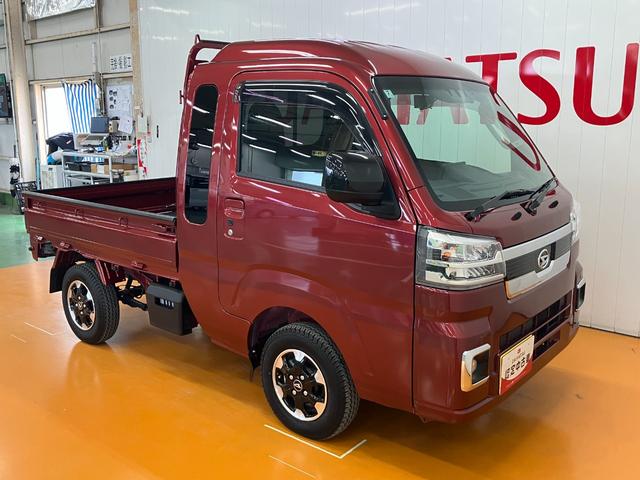 ハイゼットトラックジャンボエクストラ４ＷＤ　サポカーＳワイド適合　三方開　ゴムマット　Ｂカメラ　ＣＶＴ　エアコン　ディスプレイオーディオ　ＵＳＢ接続端子　ＥＴＣ　Ｐスタート　コーナーセンサー　荷台作業灯　電動格納ミラー　キーフリー（神奈川県）の中古車