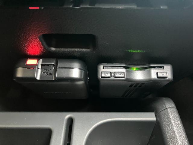 ハイゼットトラックジャンボエクストラ４ＷＤ　サポカーＳワイド適合　三方開　ゴムマット　Ｂカメラ　ＣＶＴ　エアコン　ディスプレイオーディオ　ＵＳＢ接続端子　ＥＴＣ　Ｐスタート　コーナーセンサー　荷台作業灯　電動格納ミラー　キーフリー（神奈川県）の中古車