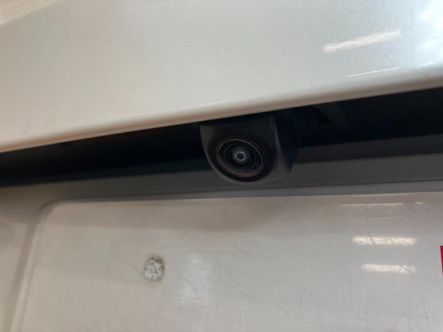 ＵＸＵＸ２００　バージョンＣ衝突被害軽減ブレーキシステム　ドラレコ　ブラインドスポットモニター　Ｂカメラ　ステアリングスイッチ　クルーズコントロール　電動パーキングブレーキ　シートヒーター　ステアリングヒーター（神奈川県）の中古車