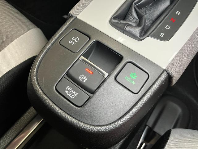 フィットクロスター衝突被害軽減ブレーキシステム ドラレコ Bカメラ クルーズコントロール 電動パーキングブレーキ SOSスイッチ U−CAR営業部 コーナーセンサー ETC キーフリー(神奈川県)の中古車