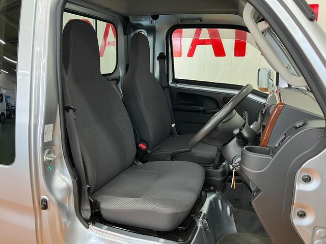 ハイゼットトラックジャンボ　ナビ　エアコン　パワーウィンドウ　キーレス三方開　ナビ　エアコン　パワーウィンドウ　荷台照明　アクセサリーソケット　光軸調整ダイヤル　キーレス（神奈川県）の中古車