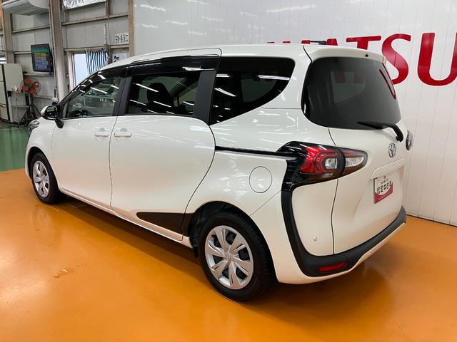 シエンタファンベースＧ　ナビ　ドラレコ　Ｂカメラ　ＥＴＣナビ　ドラレコ　Ｂカメラ　ＥＴＣ　パノラマモニター対応　ステアリングスイッチ　シートヒーター　Ｐスタート　アイドリングストップ　オートハイビーム　両側オートスライドドア（神奈川県）の中古車