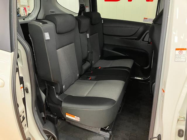 シエンタファンベースＧ　ナビ　ドラレコ　Ｂカメラ　ＥＴＣナビ　ドラレコ　Ｂカメラ　ＥＴＣ　パノラマモニター対応　ステアリングスイッチ　シートヒーター　Ｐスタート　アイドリングストップ　オートハイビーム　両側オートスライドドア（神奈川県）の中古車