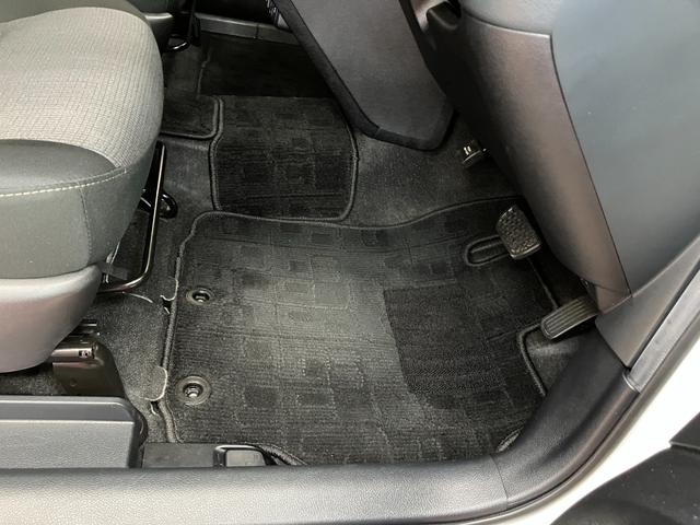 シエンタファンベースＧ　ナビ　ドラレコ　Ｂカメラ　ＥＴＣナビ　ドラレコ　Ｂカメラ　ＥＴＣ　パノラマモニター対応　ステアリングスイッチ　シートヒーター　Ｐスタート　アイドリングストップ　オートハイビーム　両側オートスライドドア（神奈川県）の中古車