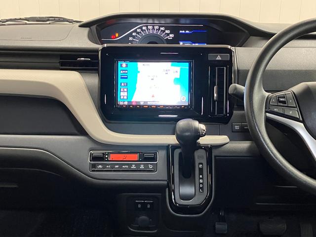 ソリオハイブリッドＭＸ衝突被害軽減ブレーキシステム　ハイブリッド車片側オートスライドドア　ドラレコ　Ｂカメラ　ステアリングスイッチ　クルーズコントロール　ＵＳＢ接続端子　シートヒーター　ＥＴＣ　コーナーセンサー　キーフリー（神奈川県）の中古車