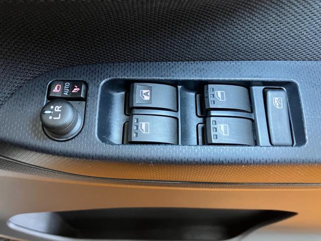 ムーヴＸリミテッドII　ＳＡIII　カーナビ　ドラレコ　ＥＴＣサポカーＳワイド適合　ドラレコ　ステアリングスイッチ　ＵＳＢ接続端子　ＥＴＣ　Ｐスタート　運転席シートヒーター　アイドリングストップ　横滑り防止機能　誤発進抑制機能　オートハイビーム　キーフリー（神奈川県）の中古車