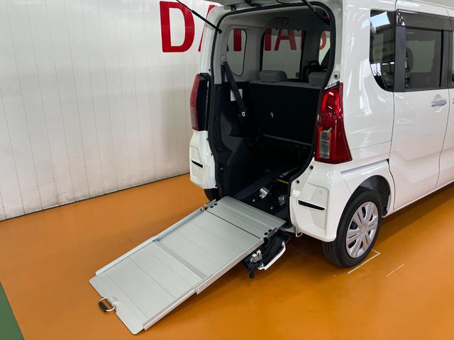 タントスローパーＬ　福祉車両　電動ウインチ　カーナビ福祉車両　車いす乗車　電動ウインチ　ミラクルオープンドア　両側スライドドア　ＵＳＢ接続端子　アイドリングストップ　コーナーセンサー　キーレス（神奈川県）の中古車