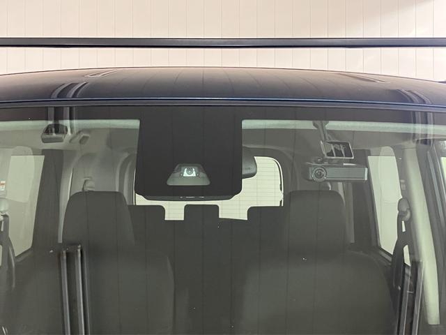 トールカスタムＧ　ＳＡII　ナビ　ドラレコ　Ｂカメラ　Ｐスタートドラレコ　ナビ　Ｂカメラ　ステアリングスイッチ　ＵＳＢ接続端子　Ｐスタート　両側オートスライドドア　電動格納ミラー　パワーウィンドウ　誤発進抑制装置　横滑り防止機能　アイドリングストップ　キーフリー（神奈川県）の中古車