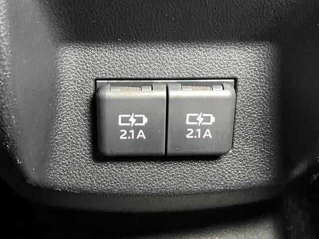 ロッキープレミアムＧ　ＨＥＶ　カーナビ　ドラレコ　ＵＳＢ　ＥＴＣサポカーＳワイド適合　ハイブリッド車　ドラレコ　パノラマモニター対応　電動パーキングブレーキ　ＵＳＢ接続端子　ステアリングスイッチ　全車速追従機能付ＡＣＣ　シートヒーター　Ｓ−ペダル　コーナーセンサー（神奈川県）の中古車