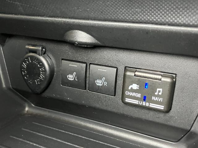 ロッキープレミアムＧ　ＨＥＶ　カーナビ　ドラレコ　ＵＳＢ　ＥＴＣサポカーＳワイド適合　ハイブリッド車　ドラレコ　パノラマモニター対応　電動パーキングブレーキ　ＵＳＢ接続端子　ステアリングスイッチ　全車速追従機能付ＡＣＣ　シートヒーター　Ｓ−ペダル　コーナーセンサー（神奈川県）の中古車