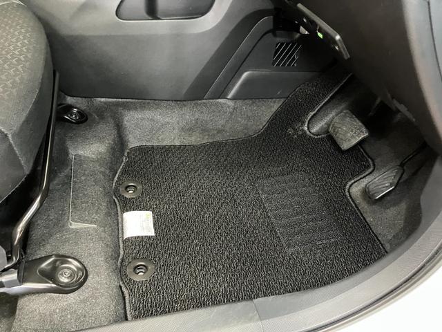 ロッキープレミアムＧ　ＨＥＶ　カーナビ　ドラレコ　ＵＳＢ　ＥＴＣサポカーＳワイド適合　ハイブリッド車　ドラレコ　パノラマモニター対応　電動パーキングブレーキ　ＵＳＢ接続端子　ステアリングスイッチ　全車速追従機能付ＡＣＣ　シートヒーター　Ｓ−ペダル　コーナーセンサー（神奈川県）の中古車