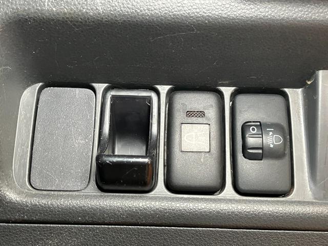 ピクシストラックエクストラ４ＷＤ　三方開　パワーステアリング　ラジオ　エアコン　光軸調整ダイヤル　荷台作業灯パワーウインドウ　キーレス（神奈川県）の中古車