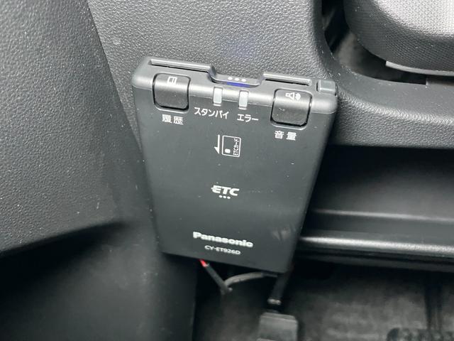 タントカスタムＸ　ＳＡ　ナビ　片側オートスライドドア　後席モニターミラクルオープンドア　ナビ　オートエアコン　後席モニター　ＥＴＣ　Ｐスタート　片側オートスライドドア　誤発進抑制装置　横滑り防止機能　アイドリングストップ　電動格納ミラー　パワーウィンドウ（神奈川県）の中古車