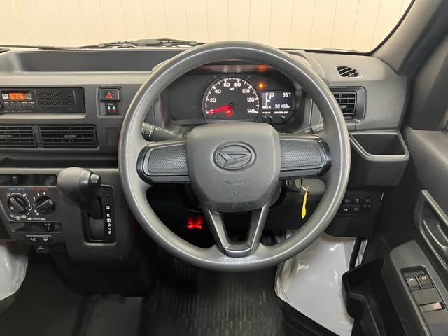 ハイゼットカーゴＤＸ　ＥＴＣ　エアコン　コーナーセンサー　パワーウィンドウサポカーＳワイド適合　ＥＴＣ　エアコン　パワーウィンドウ　誤発進抑制装置　コーナーセンサー　アイドリングストップ　光軸調整ダイヤル　キーレス（神奈川県）の中古車