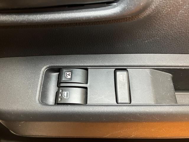 ハイゼットカーゴＤＸ　ＥＴＣ　エアコン　コーナーセンサー　パワーウィンドウサポカーＳワイド適合　ＥＴＣ　エアコン　パワーウィンドウ　誤発進抑制装置　コーナーセンサー　アイドリングストップ　光軸調整ダイヤル　キーレス（神奈川県）の中古車