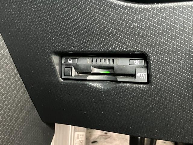 タントカスタムＸ　カーナビ　ＵＳＢ接続端子　ドラレコ　ＥＴＣサポカーＳワイド適合　ドラレコ　ミラクルオープンドア　パノラマモニター対応　両側オートスライドドア　Ｐスタート　コーナーセンサー　シートヒーター　ステアリングスイッチ　ＵＳＢ接続端子　キーフリー（神奈川県）の中古車