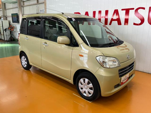 タントエグゼＧオーディオ　オートエアコン　オーバーヘッドコンソール　光軸調整ダイヤル　電動格納ミラー　パワーウインドウ　イルミネーションスイッチ　キーフリー（神奈川県）の中古車