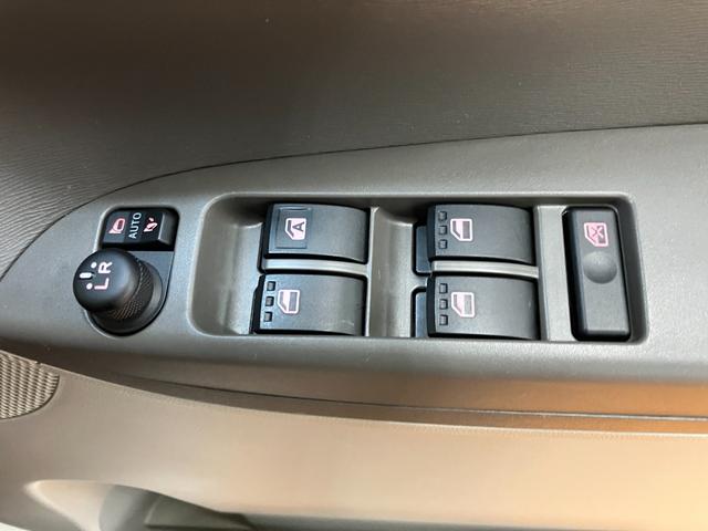 タントＸ　ＳＡII　カーナビスマアシ　ミラクルオープンドア　片側オートスライドドア　Ｂカメラ　ステアリングスイッチ　オートエアコン　Ｐスタート　エコアイドル　横滑り防止機能　誤発進抑制機能　キーフリー（神奈川県）の中古車