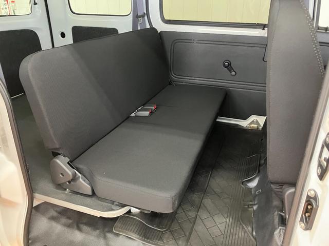 ハイゼットカーゴデラックスＳＡIII両側スライドドア　ラジオ　エアコン　アイドリングストップ　オートエアコン　横滑り防止機能　誤発進抑制機能　光軸調整ダイヤルパワーウインドウ　キーレス（神奈川県）の中古車