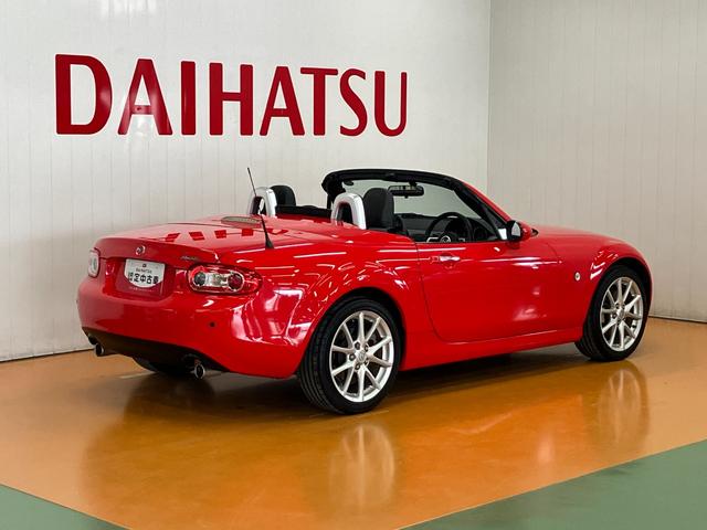 ロードスターＲＳ　ＲＨＴオープンカー　二人乗　６段マニュアルシフト　ステアリングスイッチ　シートヒーター　ＥＴＣ　パワーウインドウ　スポーツシート　アルミホイール　キーフリー（神奈川県）の中古車