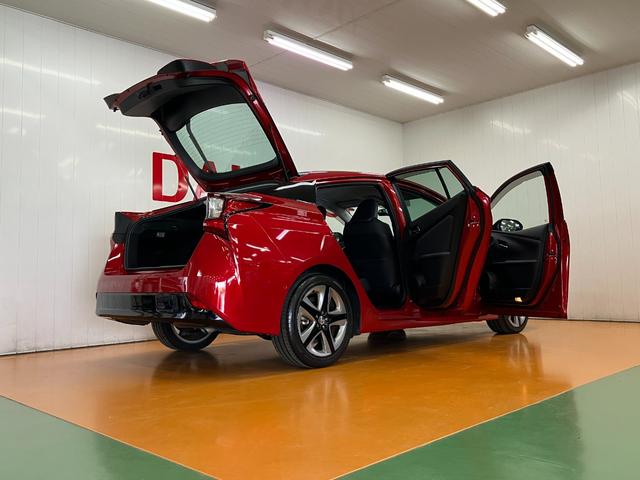 プリウスＡツーリングセレクション　オートクルーズ　パーキングサポートブラインドスポットモニター　Ｂカメラ　パノラマモニター対応　オートクルーズ　Ｐスタート　オートハイビーム　パーキングサポート　ヘッドアップディスプレイ　パワーシート　電動格納ミラー　パワーウィンドウ（神奈川県）の中古車